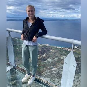 Meet your Posher, Jordan